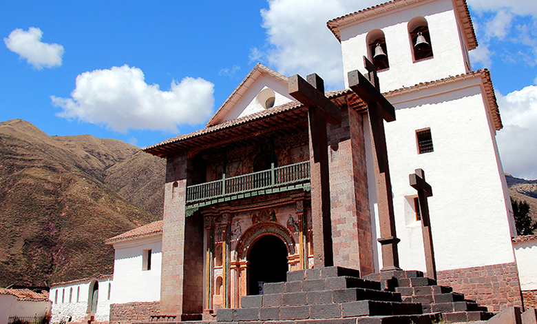 Sotuh-valley-tour-Templo-de-Andahuaylillas-circuito-turistico-valle-sur